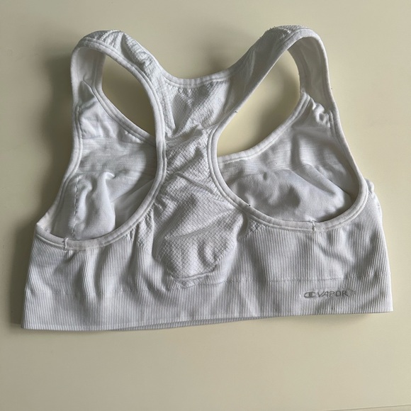 Champion High Support Sports Bra - size Large
Color: White - Picture 2 of 3